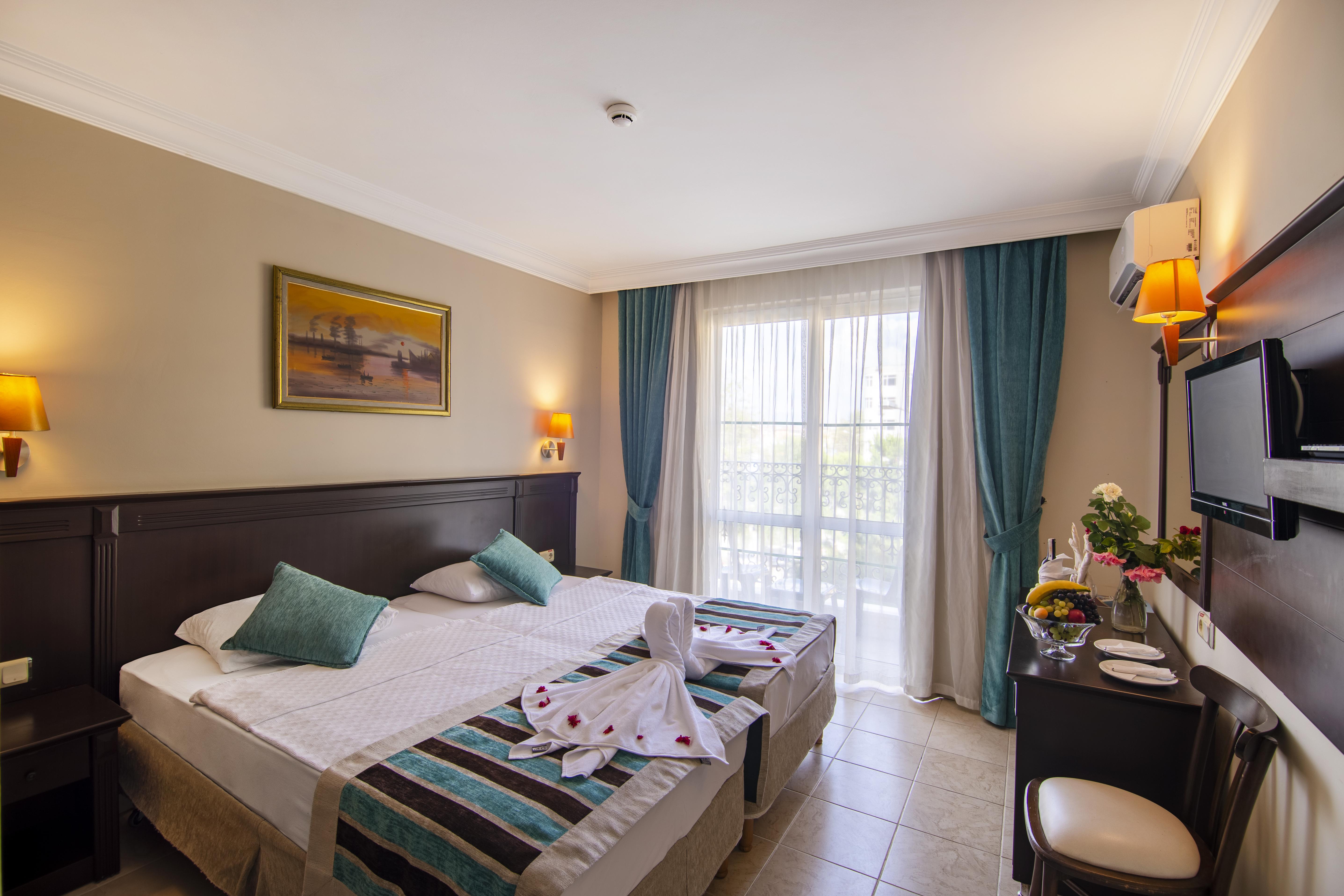 Kleopatra Royal Palm Hotel Alanya Exterior photo
