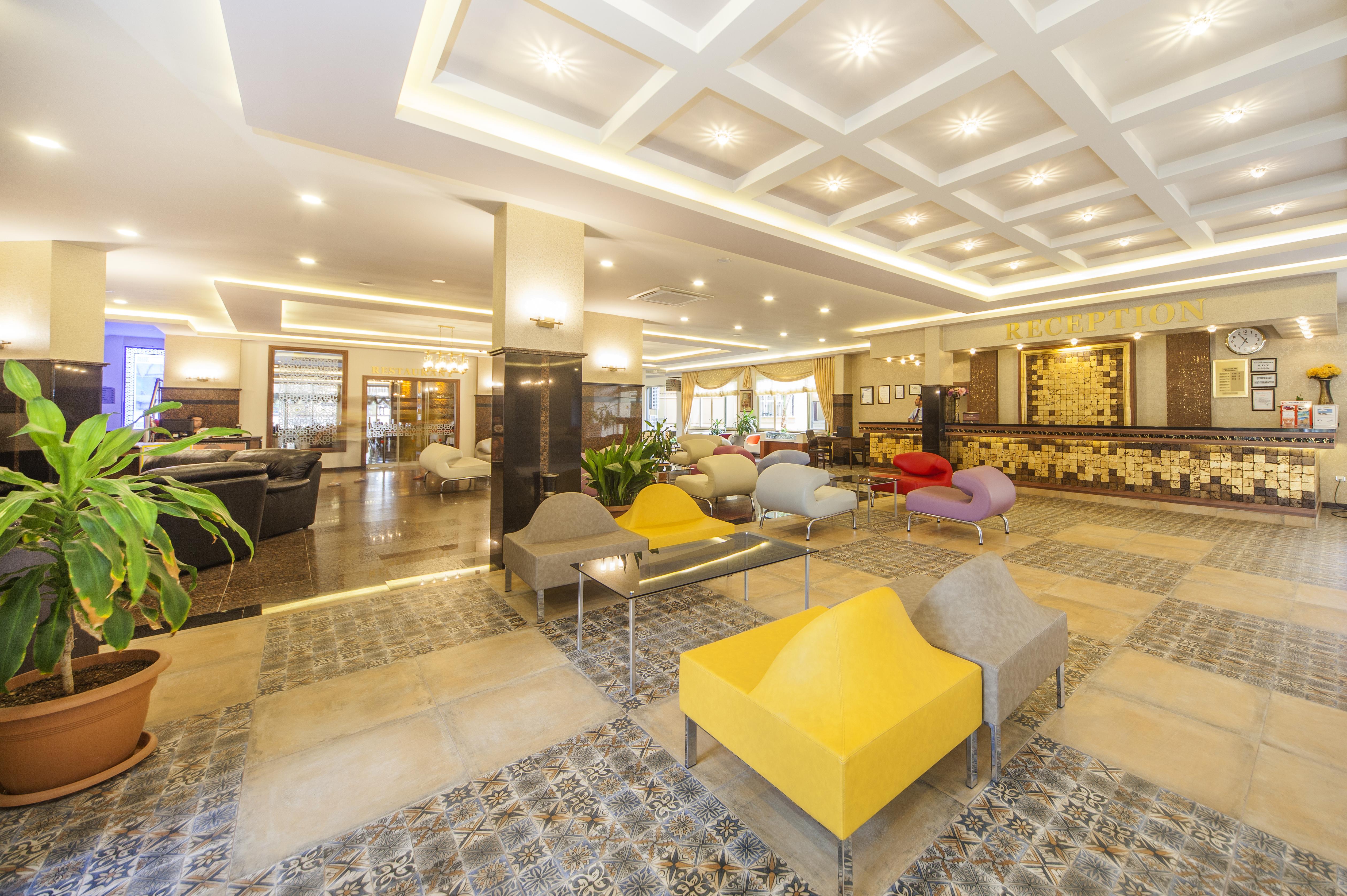 Kleopatra Royal Palm Hotel Alanya Exterior photo