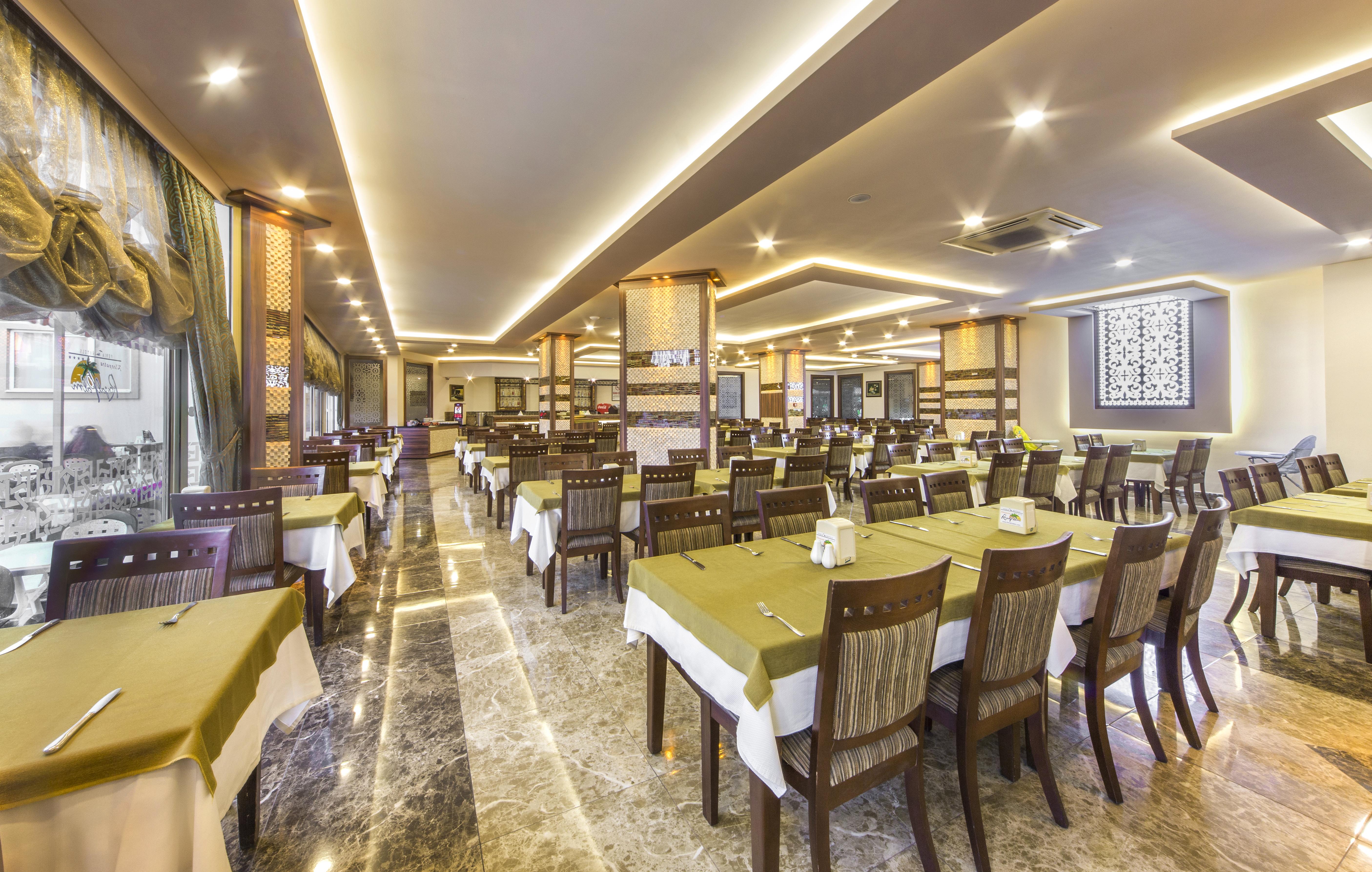 Kleopatra Royal Palm Hotel Alanya Exterior photo