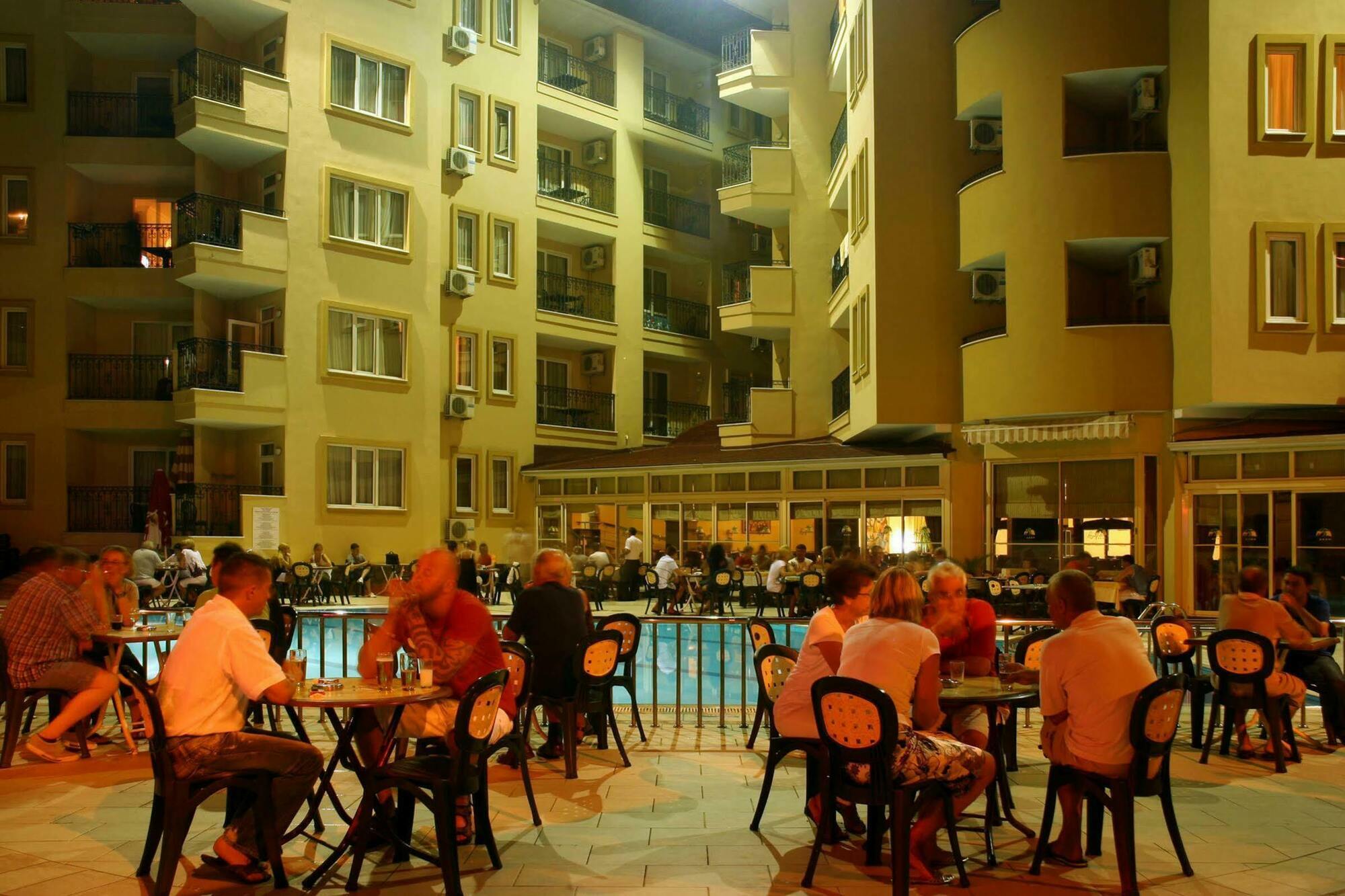 Kleopatra Royal Palm Hotel Alanya Exterior photo